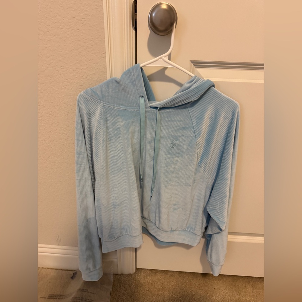 Victoria Secret On Point Luxe Powder Blue Sweatshirt Velvet size L